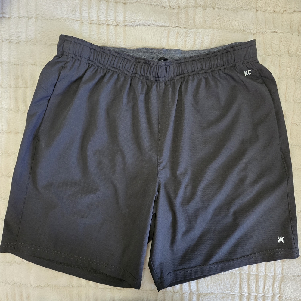 Kenneth Cole Men's Athletic Shorts Size L Gray with Tech Stretch